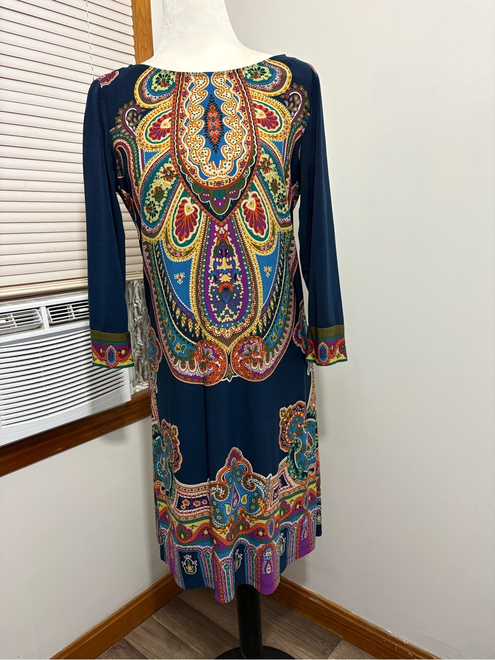 London Times Paisley Medallion Shift Dress Size 10 3/4 Sleeve Jersey Knit Boho